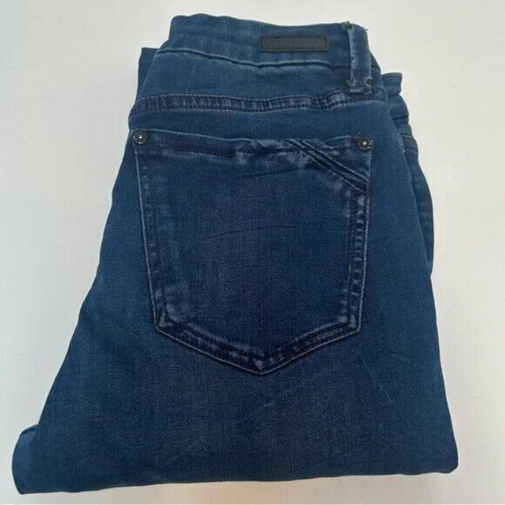 BKE Buckle Black Curvy Skinny Dark Wash Stretch Jeans size 29